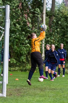 Bild 5 - Frauen SV Neuenbrook/Rethwisch - SG Ratekau Strand 08 : Ergebnis: 0:3